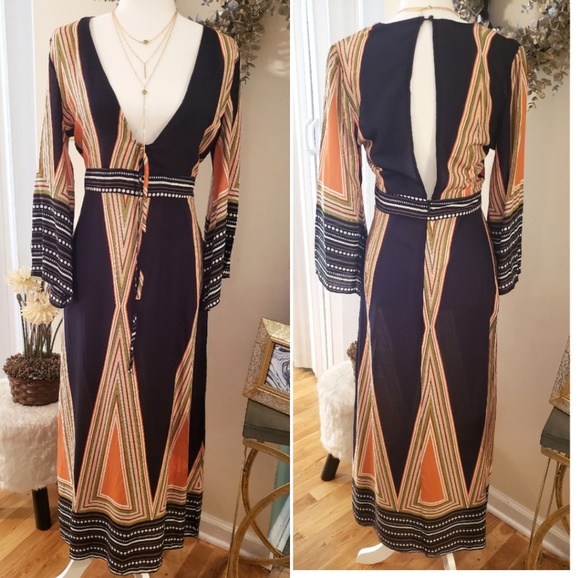 💥🆕️Sexy Boho Low Cut Maxi Dress Sz M - Picture 2 of 3